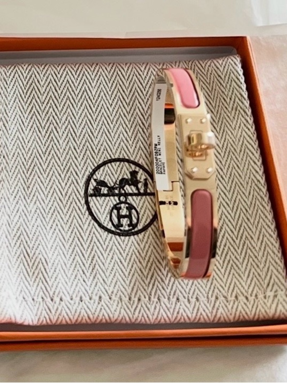 Pink Mini Clic Kelly Bracelet Rose Gold - Authentic